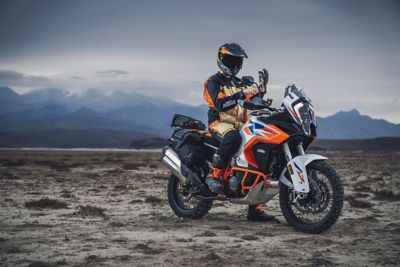 489058_MY23 KTM 1290 SUPER ADVENTURE R Static - CAT B_EU_ Global